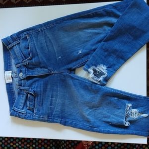 CLEARANCE ✨McGuire Distressed Jeans